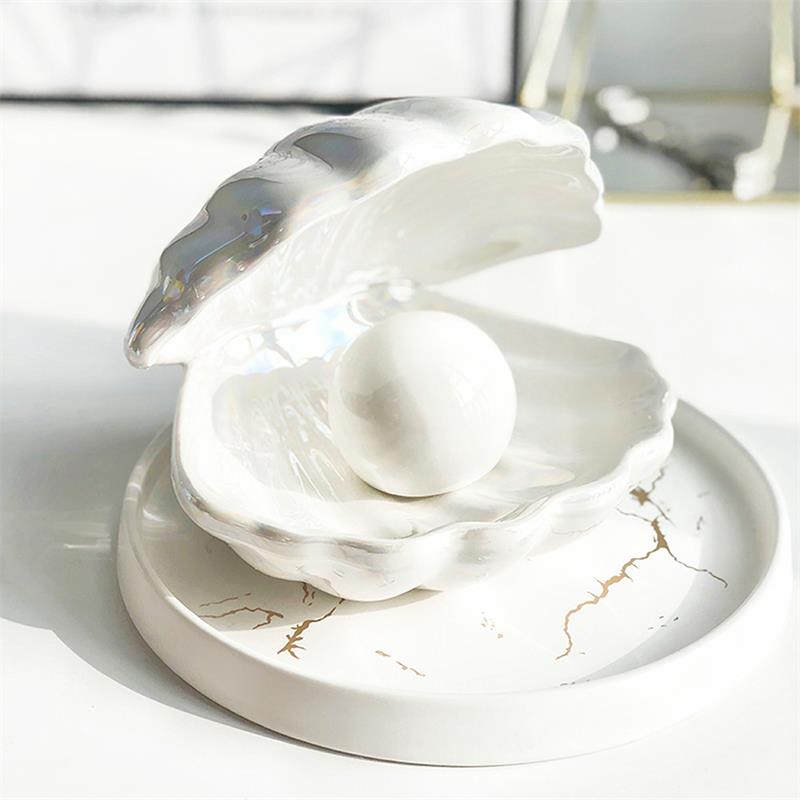 Ceramic Clam Shell Pearl Lamp